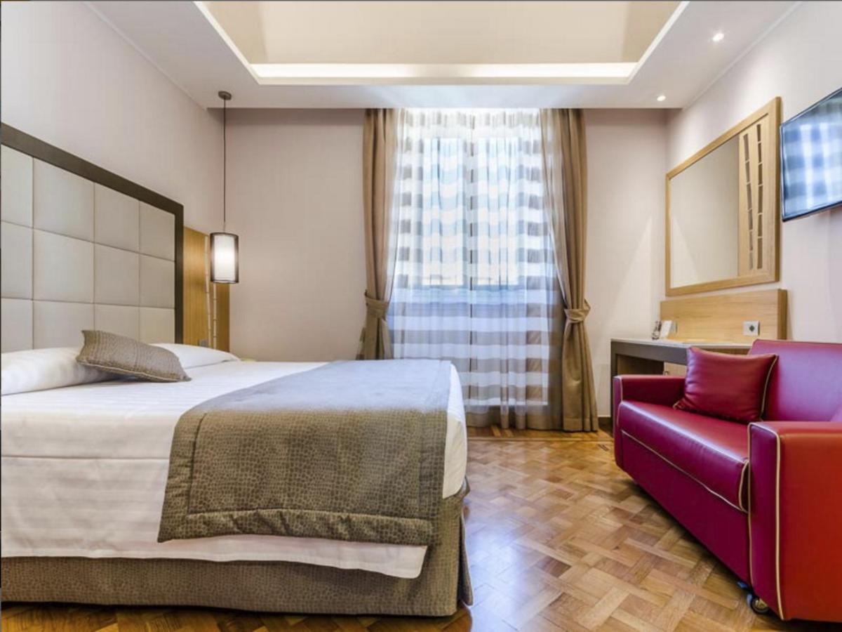 Hotel Giolli Nazionale Roma Esterno foto