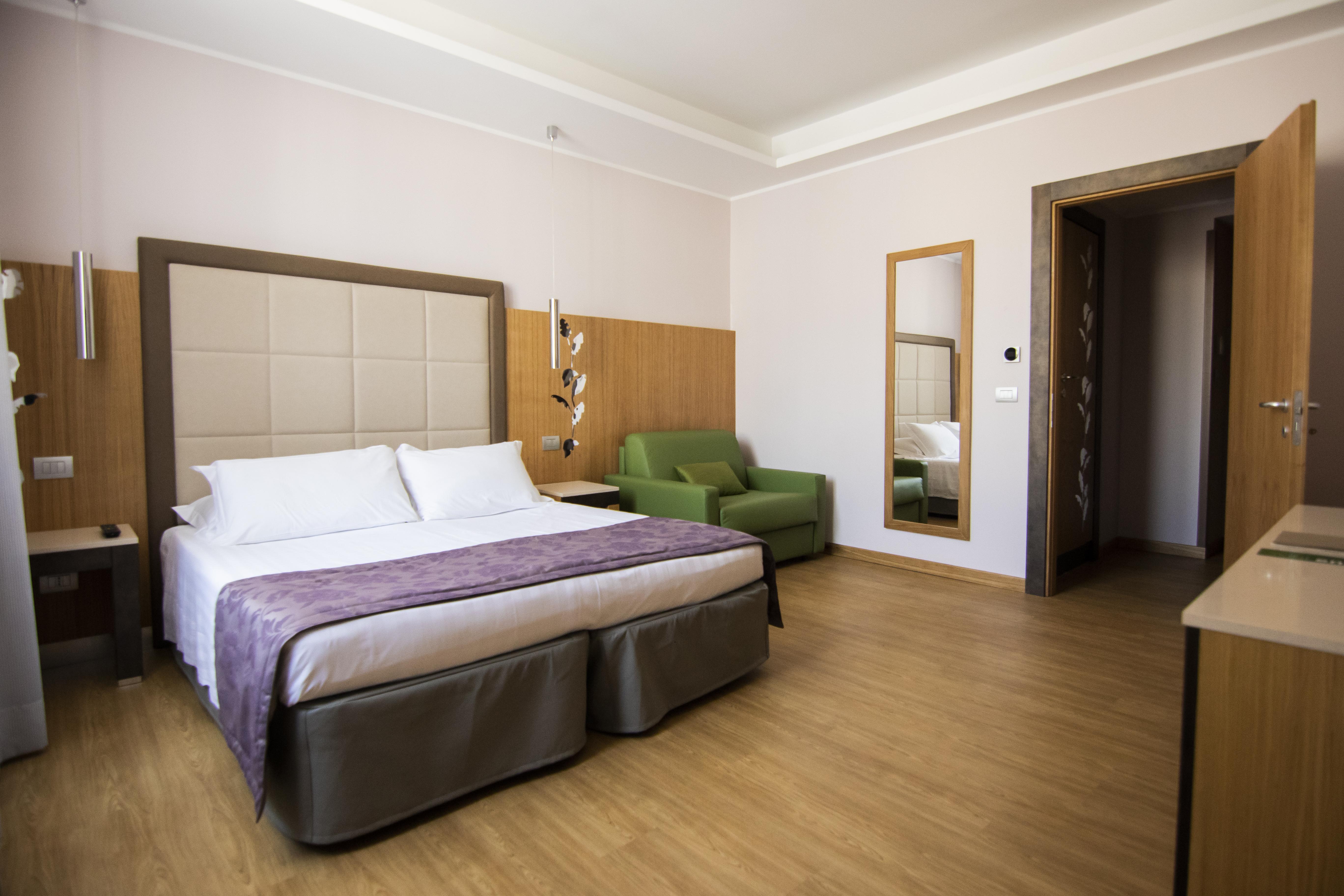 Hotel Giolli Nazionale Roma Esterno foto