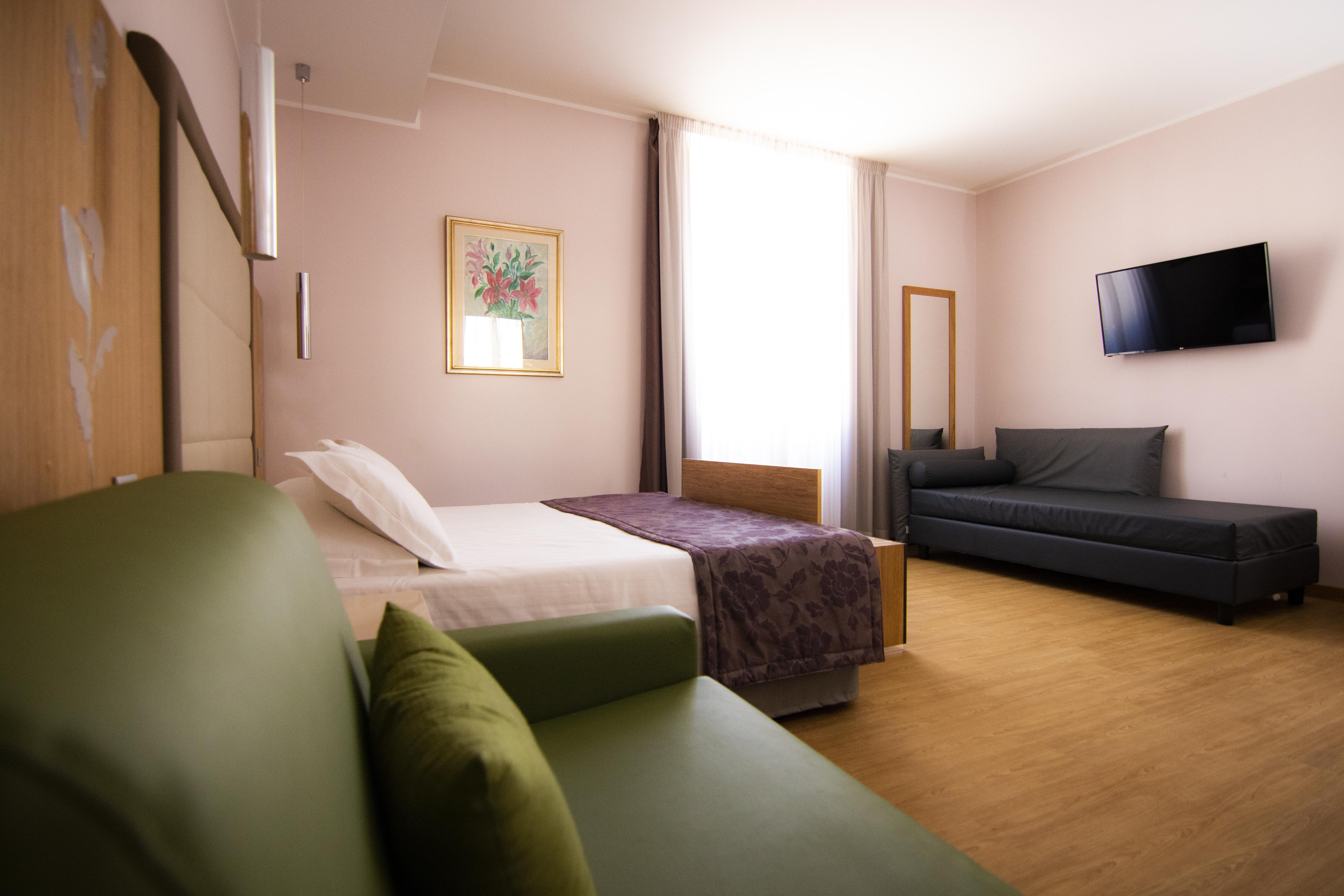 Hotel Giolli Nazionale Roma Esterno foto