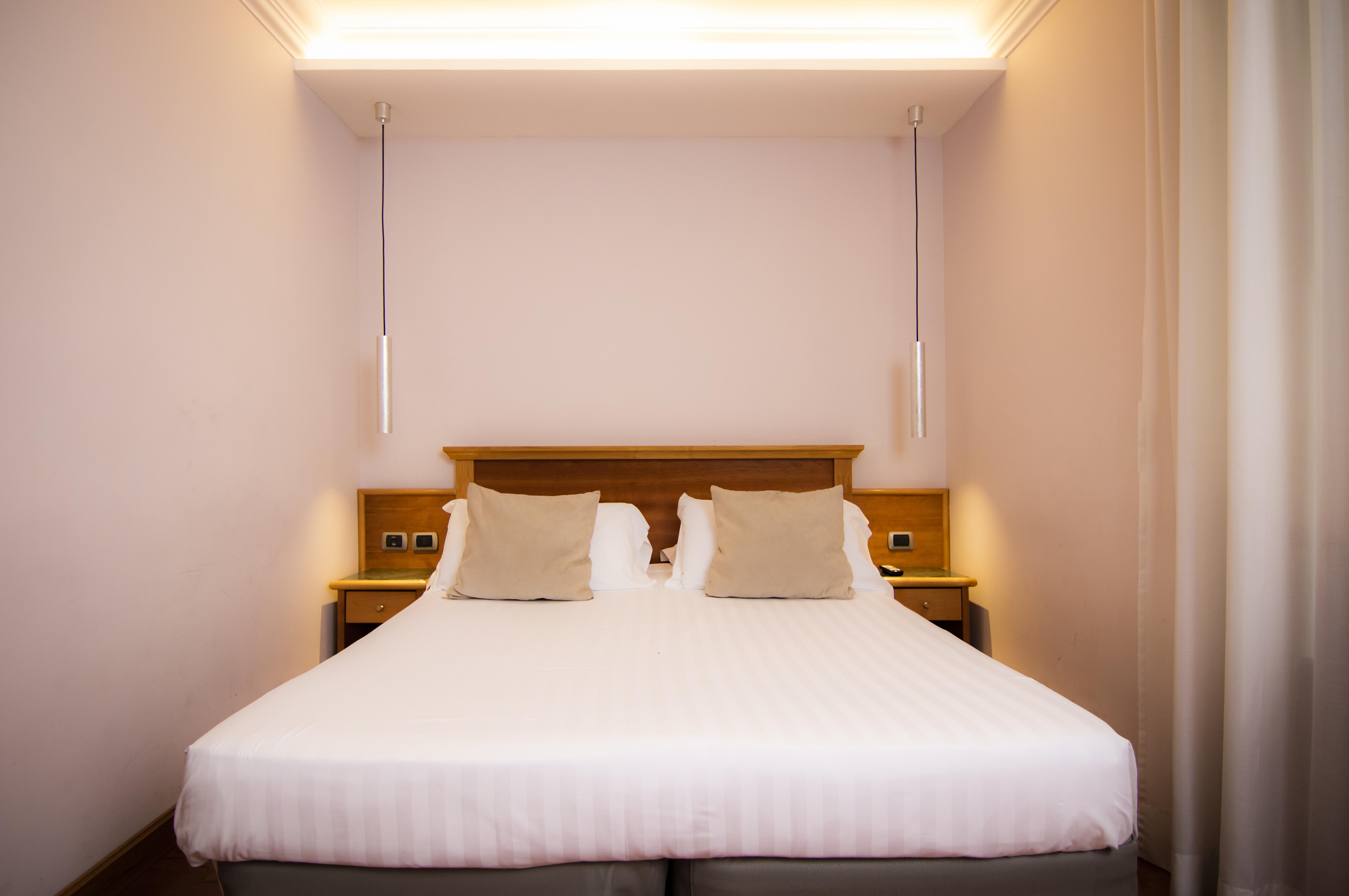 Hotel Giolli Nazionale Roma Esterno foto
