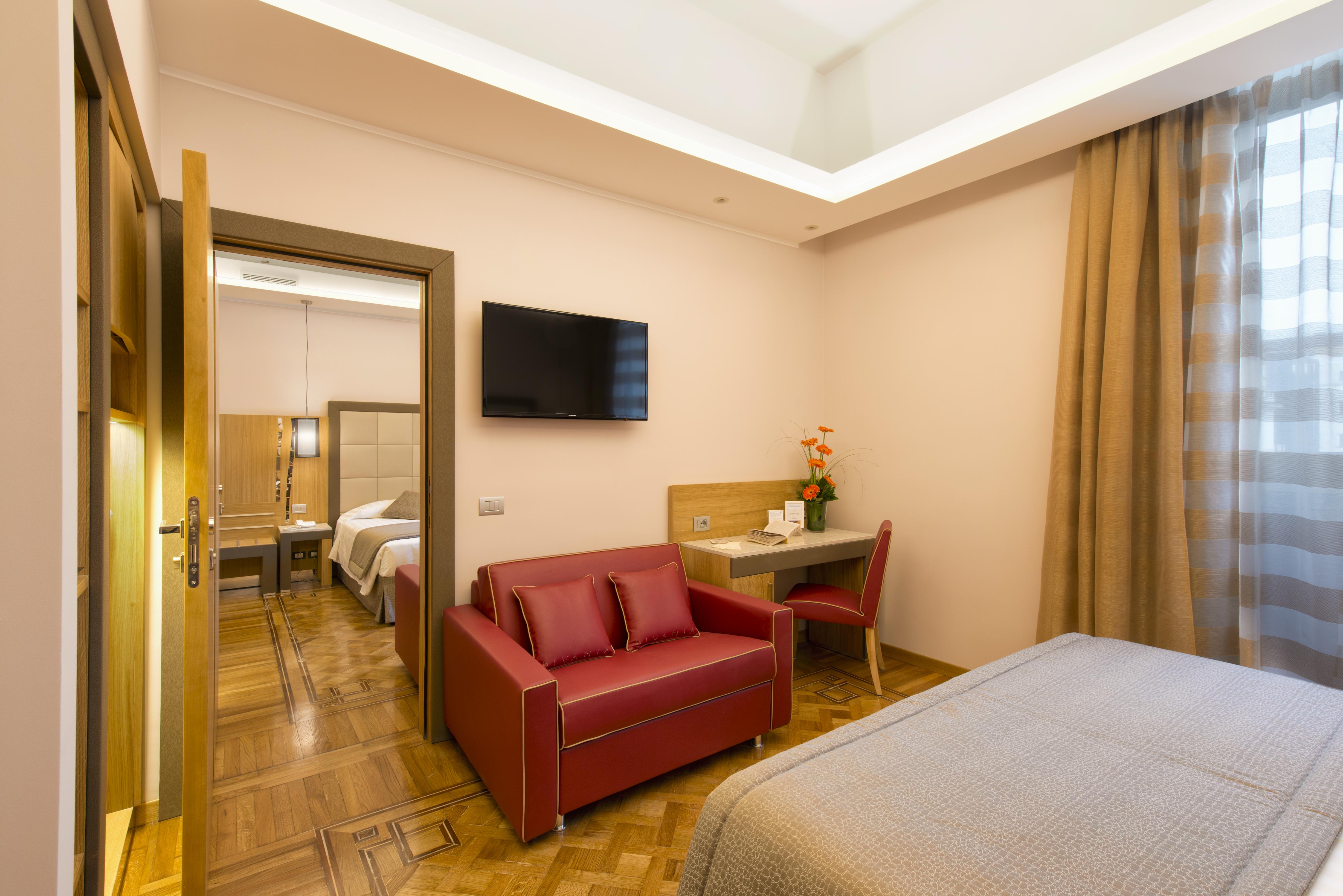 Hotel Giolli Nazionale Roma Esterno foto