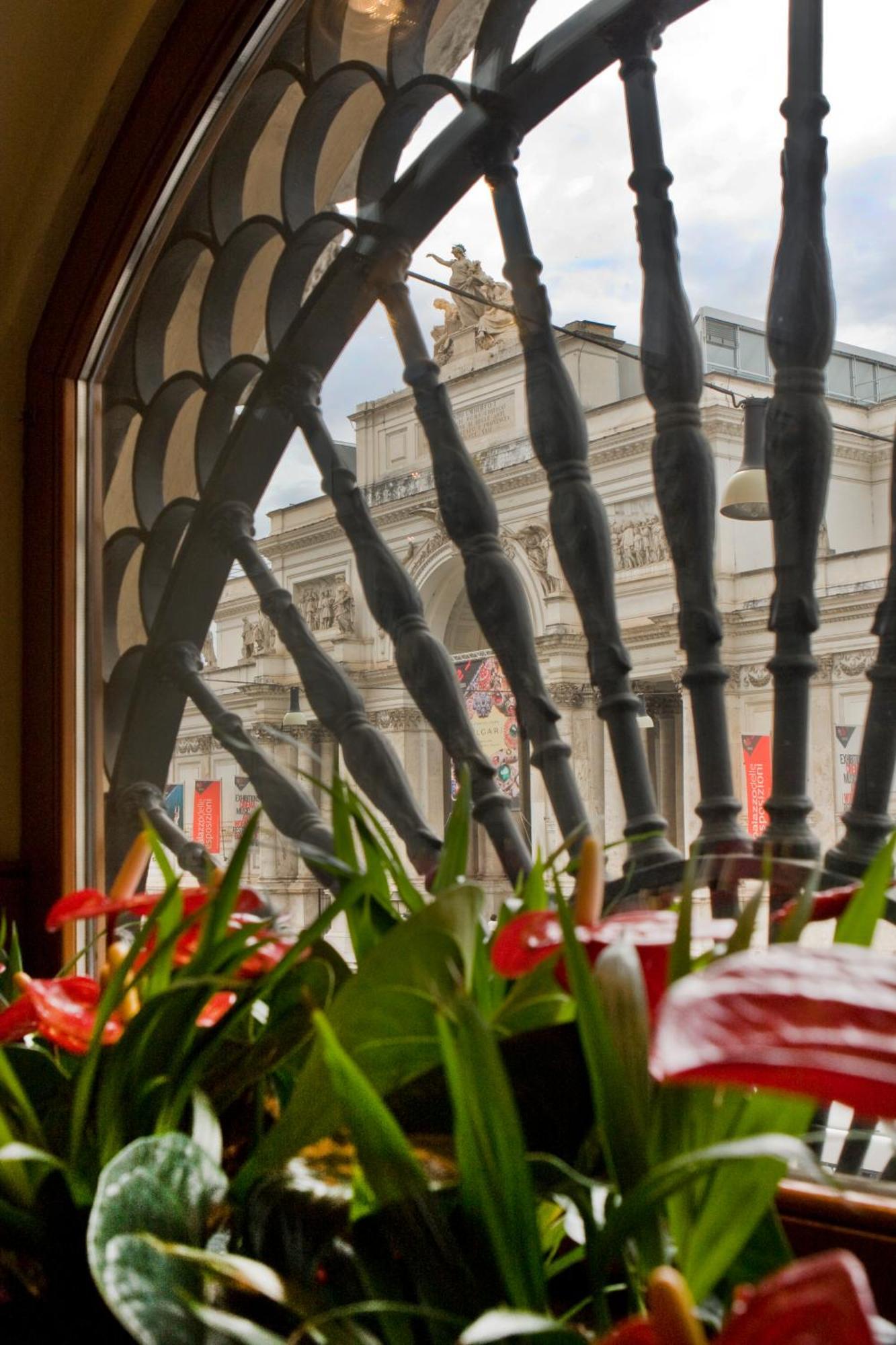 Hotel Giolli Nazionale Roma Esterno foto